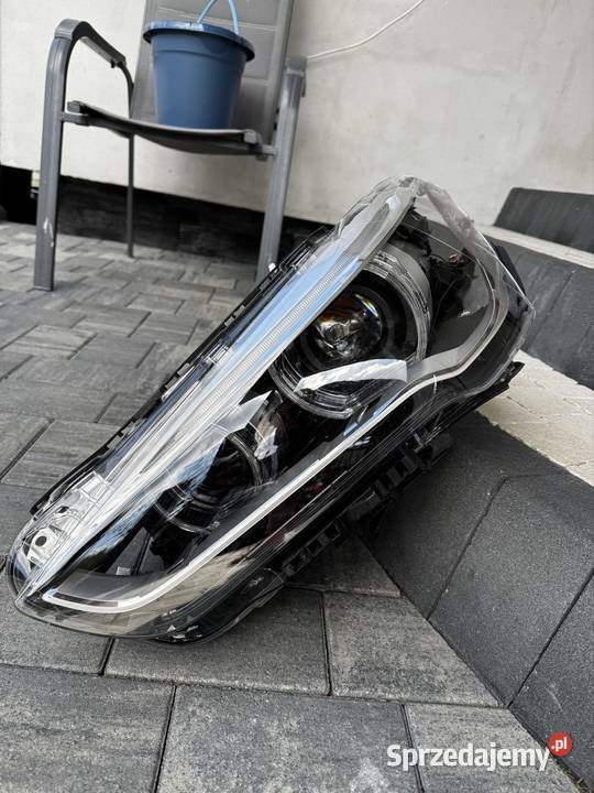 Lampa reflektor BMW X1 f48 2017r uszkodzona Konin