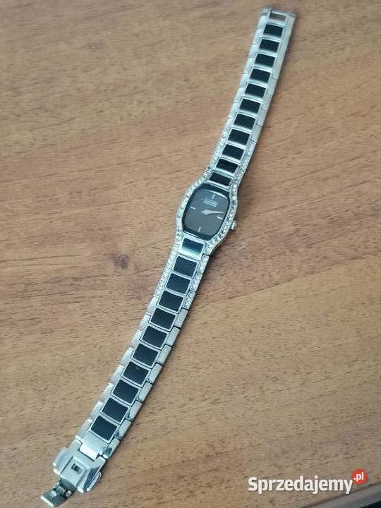 Piękny damski zegarek Citizen Eco Drive na rękę