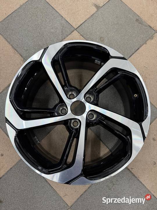 Felga aluminiowa MG HS 10949788 75 18 Wołomin