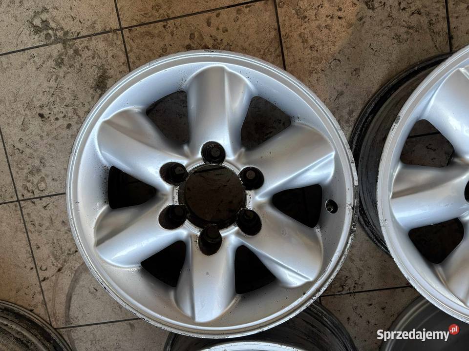 Felgi Nissan Terano 2 Lift Rozstaw 6x1397 R16 aluminiowe Nowy Targ sprzedam