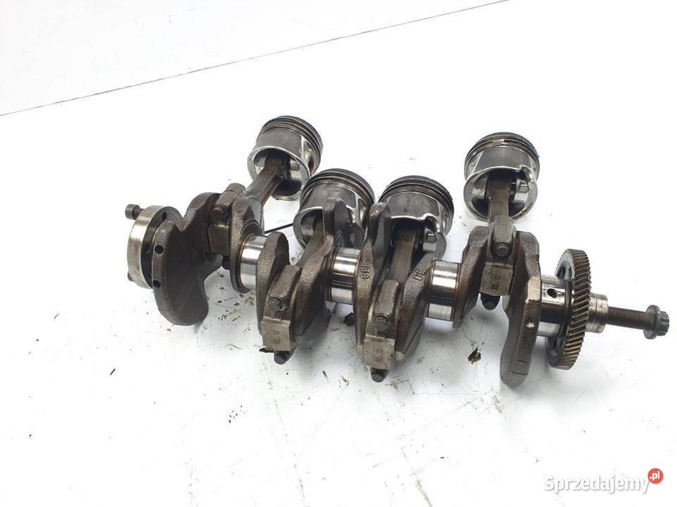 WAŁ KORBOWY AUDI A4 B8 CAGB Lipno