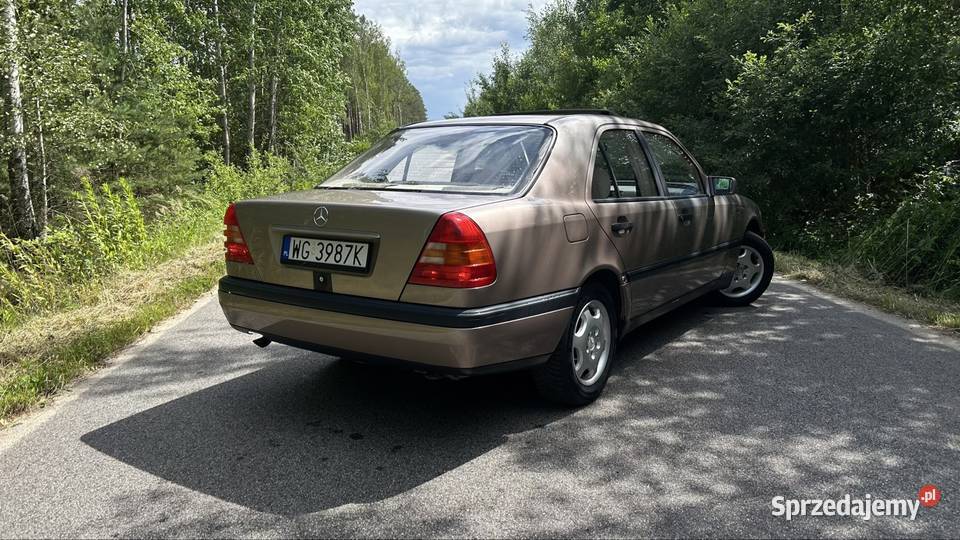 Mercedes C180 Unikat Okazja beżowy Pilawa sprzedam
