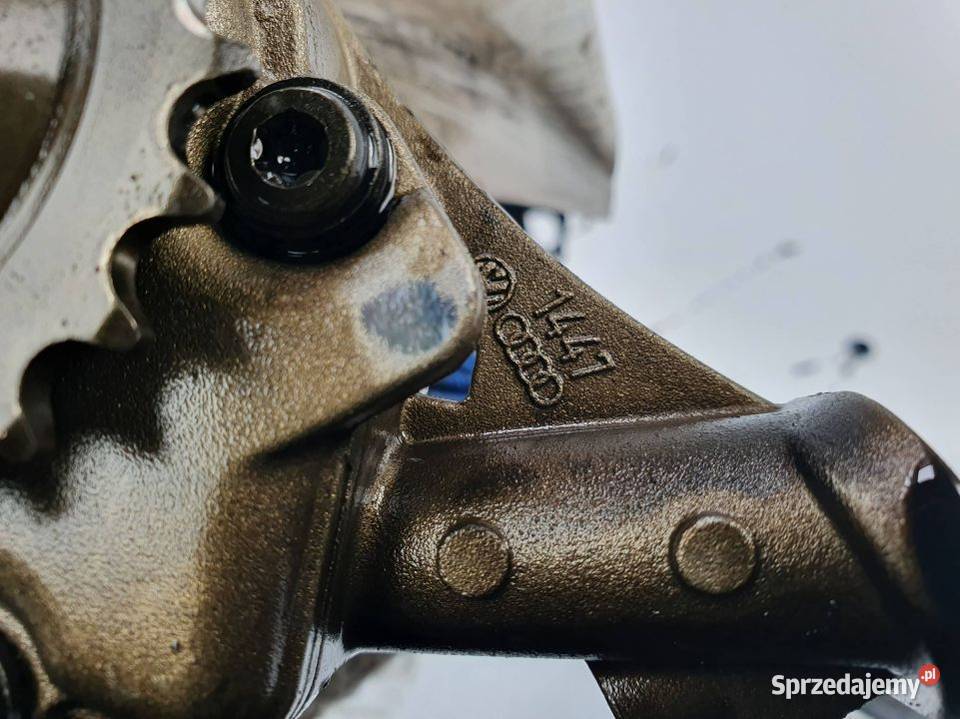 POMPA OLEJOWA VOLKSWAGEN TOURAN 038115121A