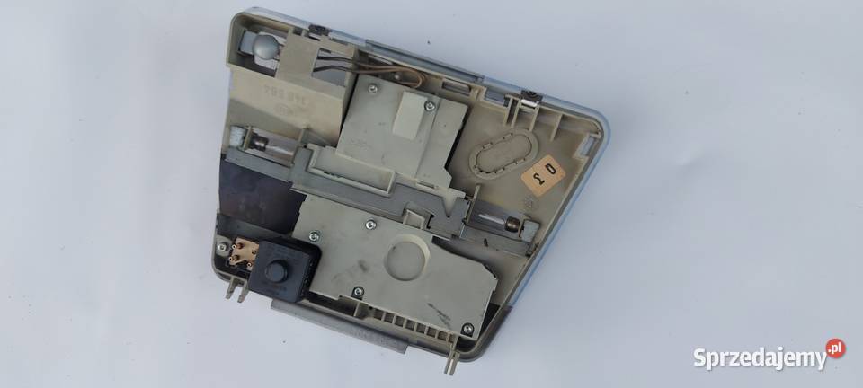 Lampka kabiny mercedes w210 lift Rok produkcji 1999 Zbąszyń sprzedam