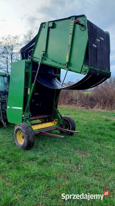 Prasa zmiennokomorowa John Deere 550 Głogówek