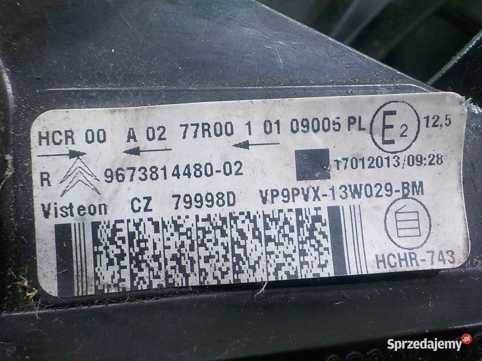 CITROEN C3 II 12 B 13r 5D lampa prawa przod Suków