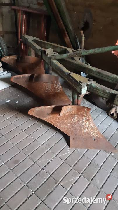 Pług rolniczy 3 skibowy Rolnictwo Nowe Budkowice
