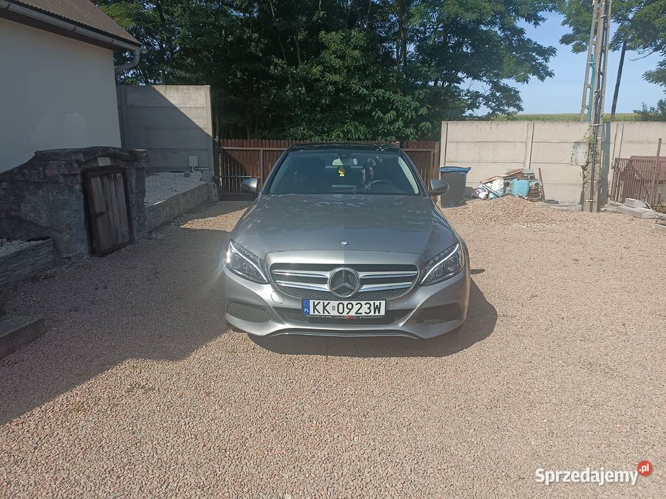 MercedesBenz Klasa C W20520 Sprzedam C300 4MATIC Kraków