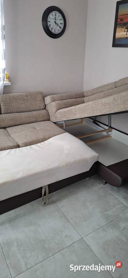 Sprzedam naroznik z funkcja spania Borzęcin Duży