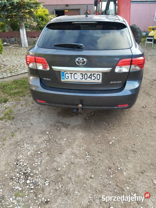 Sprzedam Toyotę Avensis kombi reflektory ksenonowe Mały Podleś sprzedam