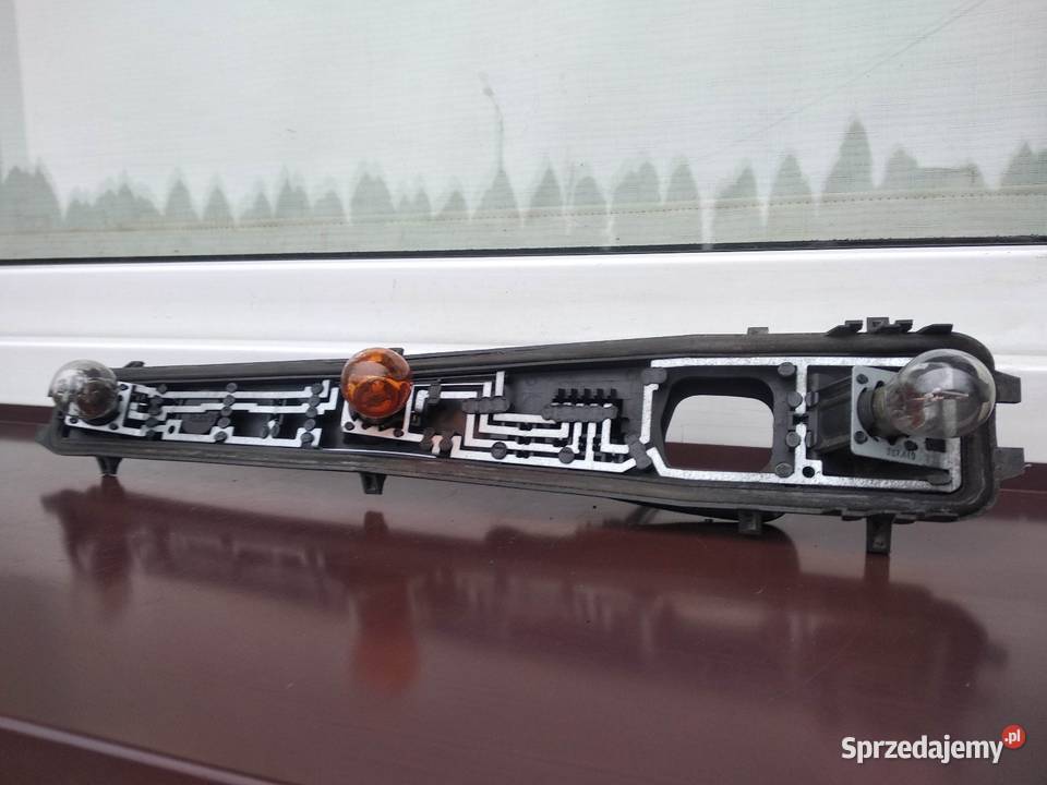 Ford Fiesta MK5 V 5d wkład oprawka lampy tył Sieradz