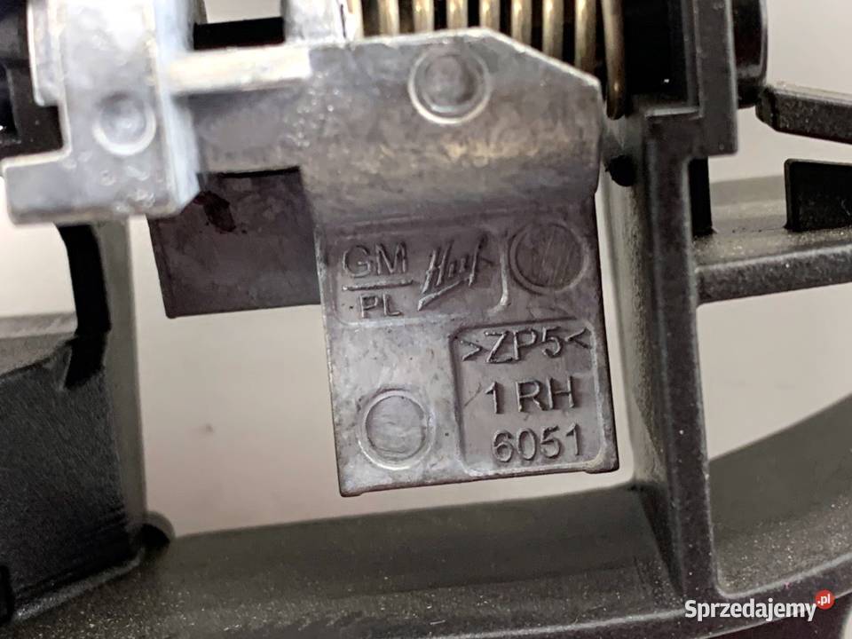 KLAMKA ZEWNĘTRZNA PRAWY TYŁ OPEL ASTRA K