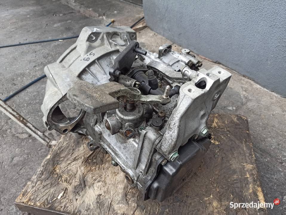 Skrzynia Biegów VW TOURAN GOLF 19 TDI