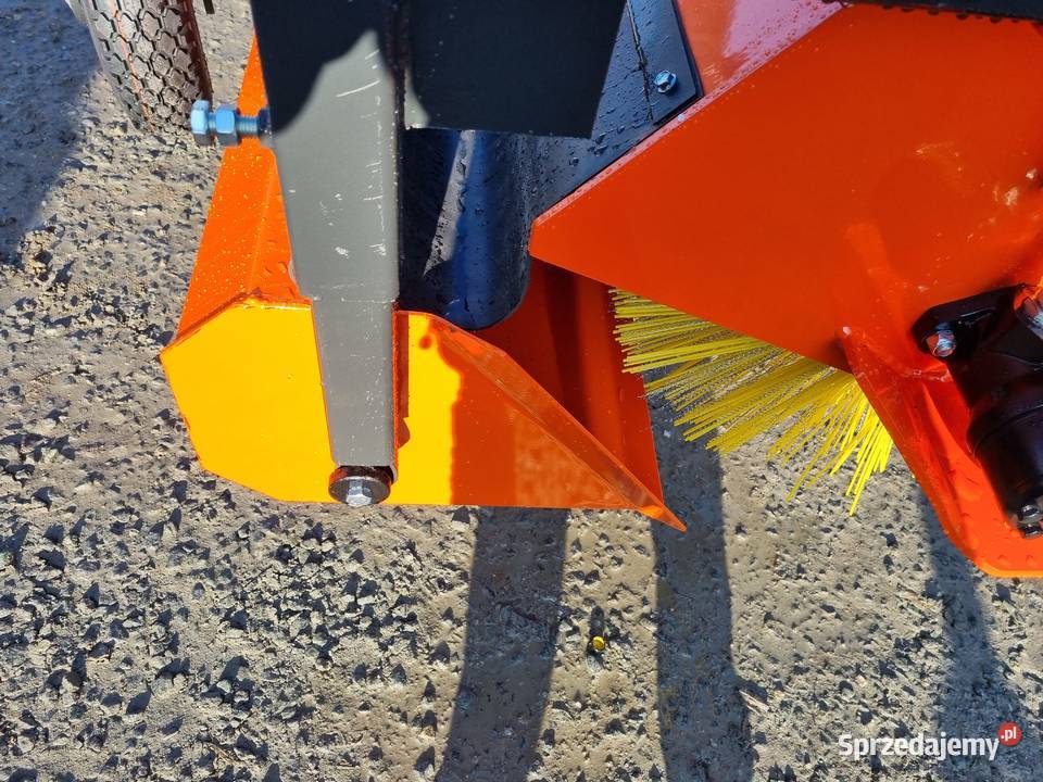 Zamiatarka 20m Metal Technik zaczep euro kosz Szczecinek