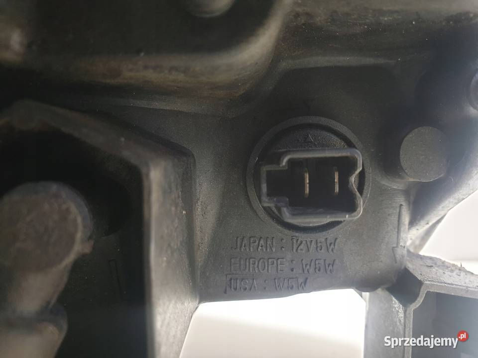 LAMPA PRAWA Suzuki Liana PRZEDNIA przód EUROPA