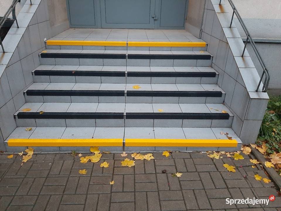 Nakładka antypoślizgowa na schody wym 5555 mm
