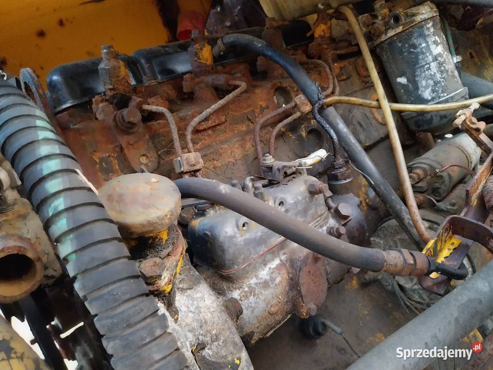 Sprzedam silnik 4 Perkins z Koparko Ładowarki Domaradz