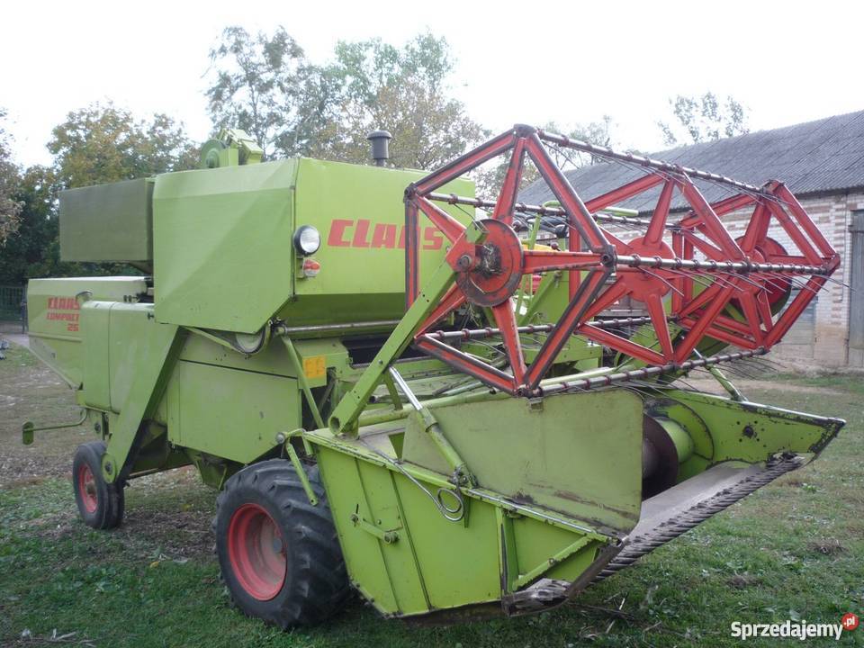 claas compact 25 perkins kosa 25m Bogucin