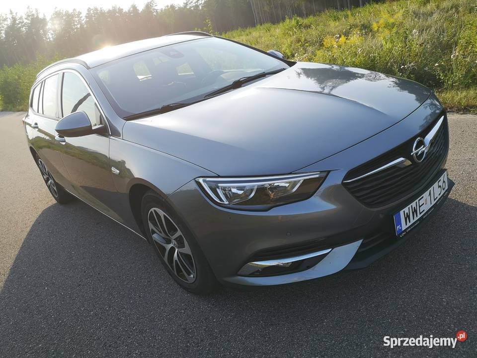 Opel Insignia B Sports Tourer 98 16 diesel 136 światła przeciwmgielne Ostrówek