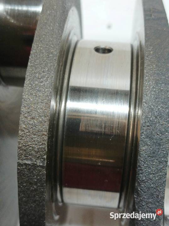 WAŁ KORBOWY 68088028AB 32 PENTASTAR Jeep Blok silnika