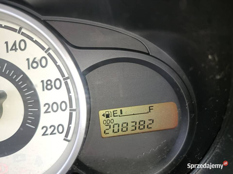 Mazda 2 13 208 08r klima grzane fotele OC i centralny zamek Warszawa