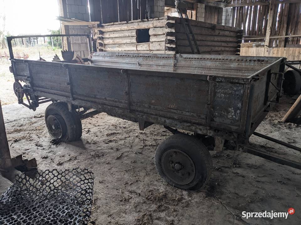 Rozrzutnik obornika nieuszkodzony Zagródki sprzedam