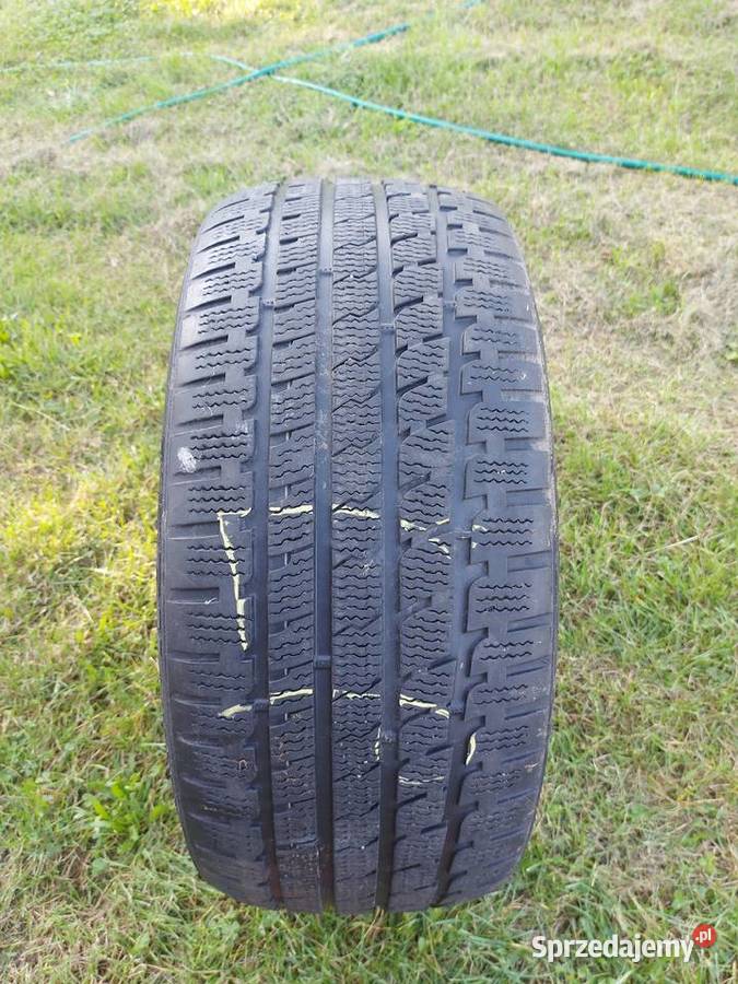Kumho Izen KW27 Całoroczne 24540r19 Radoryż Smolany
