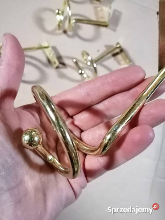 Metalowe wieszaki uchwyty złoty kolor Wyskoć