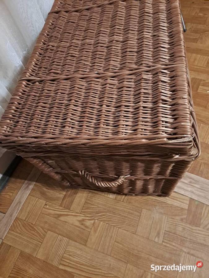 Kufer wiklinowy duży 80 Przemyśl sprzedam