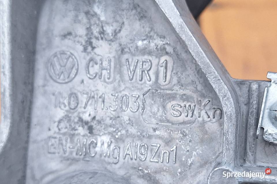 VW GOLF V DŹWIGNIA RĘCZNEGO HAMULCA 1K0711303 Radom