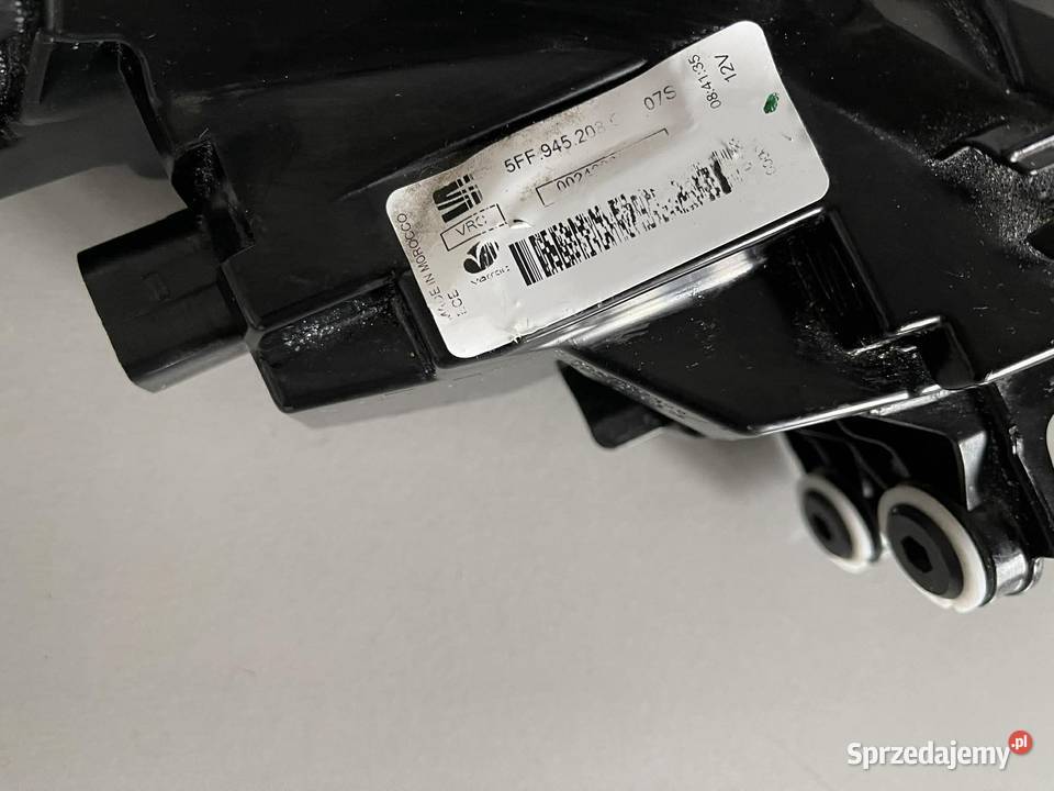 CUPRA FORMENTOR PRAWA LAMPA TYŁ LED 2021 Ostroróg sprzedam