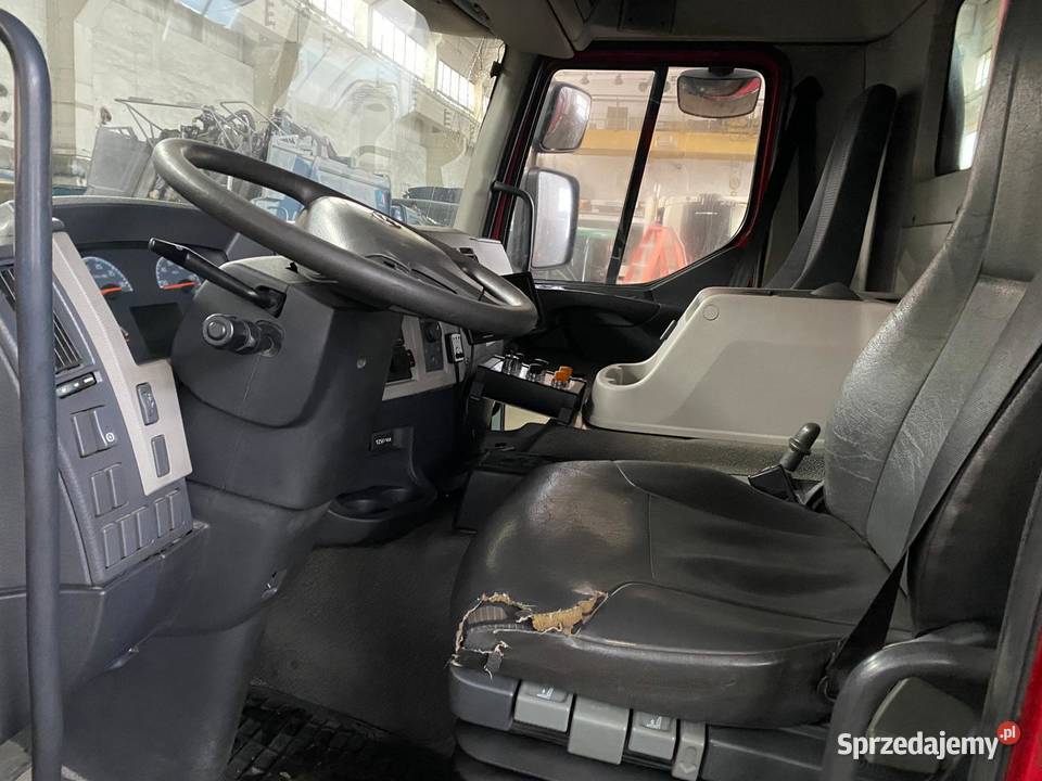 Śmieciarka volvo FE 300 15m3 euro5 4x2 diesel Motoryzacja Nowiny