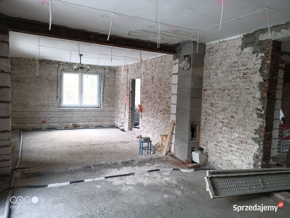 Tynki maszynowe cementowo wapienne gliniane