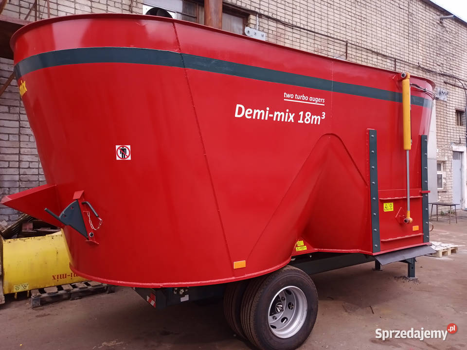 Pionowy paszowóz wóz paszowy Płock