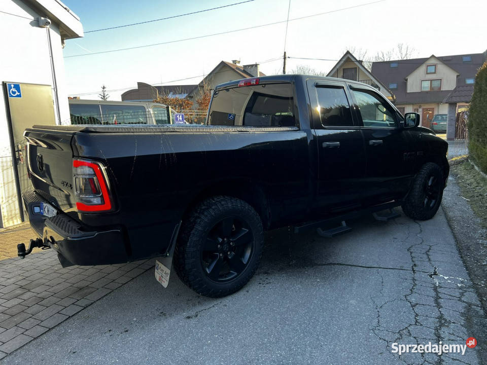 Dodge RAM Ram Black edition 57 hemi 4x4 IV isofix małopolskie