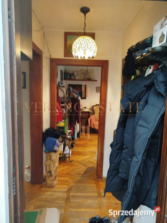 3 pokojowe mieszkanie 6 minut do metra Sprzedaż