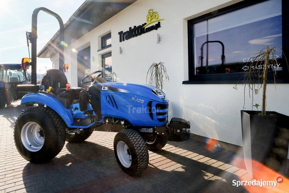 LS Tractor XJ25 MEC 4x4 244 TURF LS Tractor Tajęcina