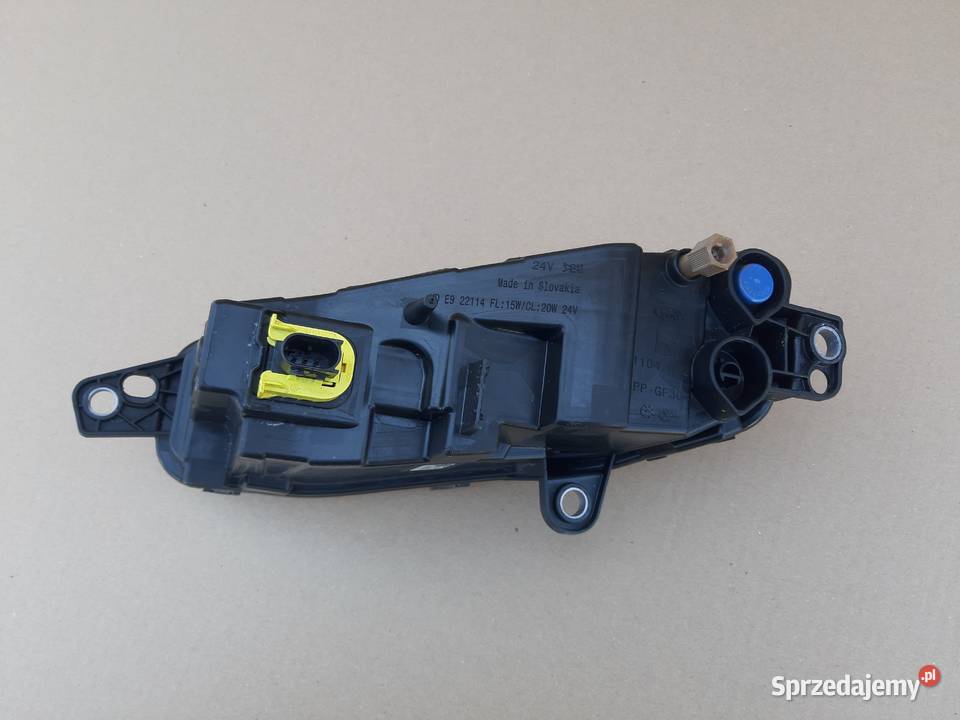 VOLVO FH5 HALOGEN PRAWY LAMPA LED 23752741
