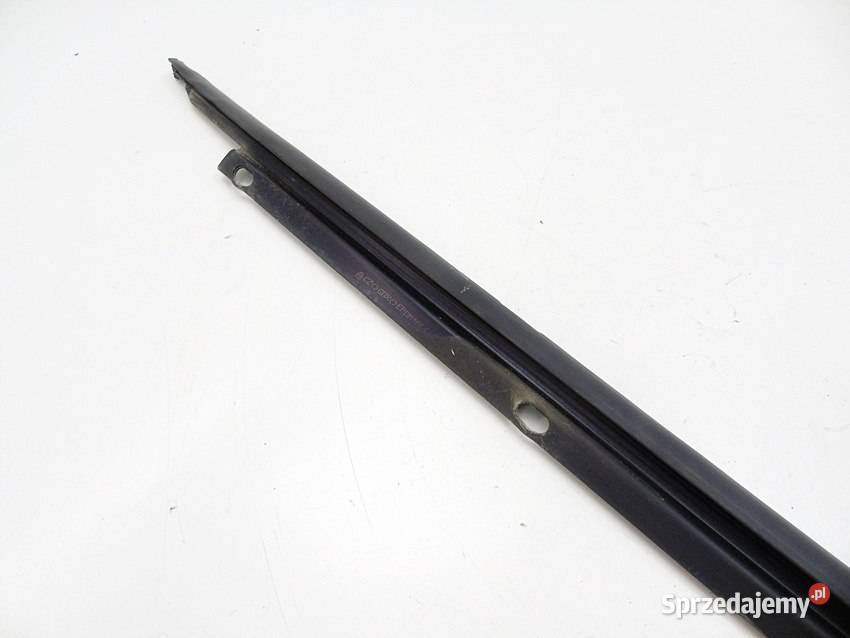 Uszczelka parapet wewnętrzny szyby drzwi prawy Pozostałe