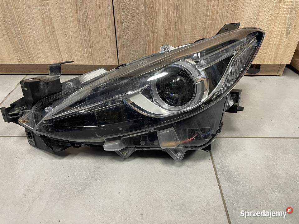 Mazda 3 bm Xenon lewy przód osobowe lubelskie Kozubszczyzna