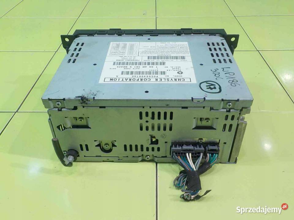 CHRYSLER 300C 30 CRD 06r SEDAN 4D radio Suków