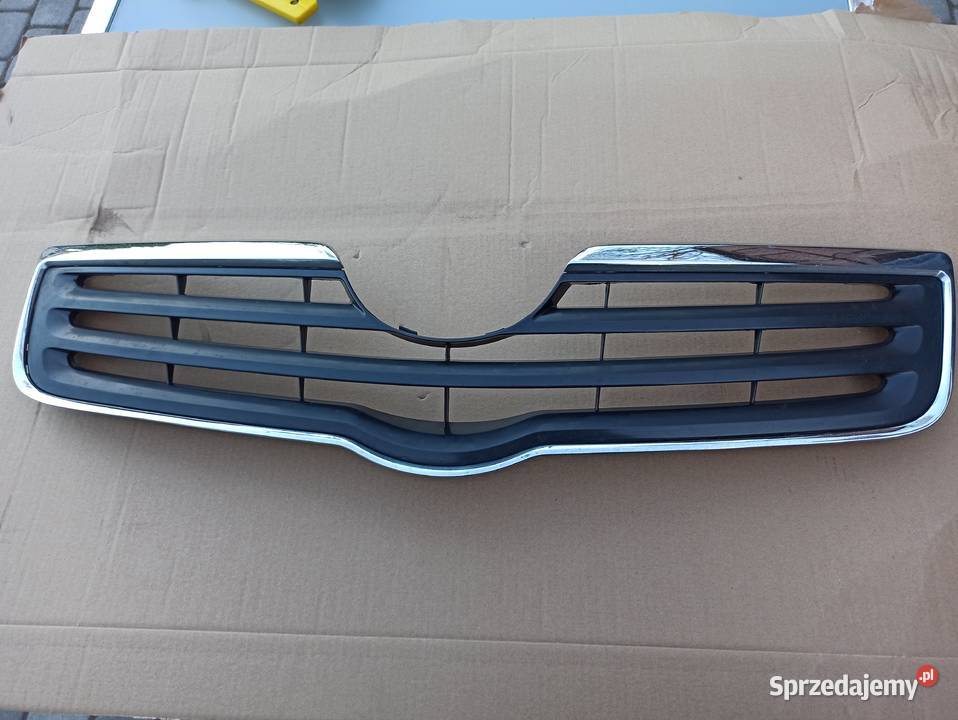 ATRAPA GRILL TOYOTA AVENSIS T25 LIFT 20062008 Bolesławiec
