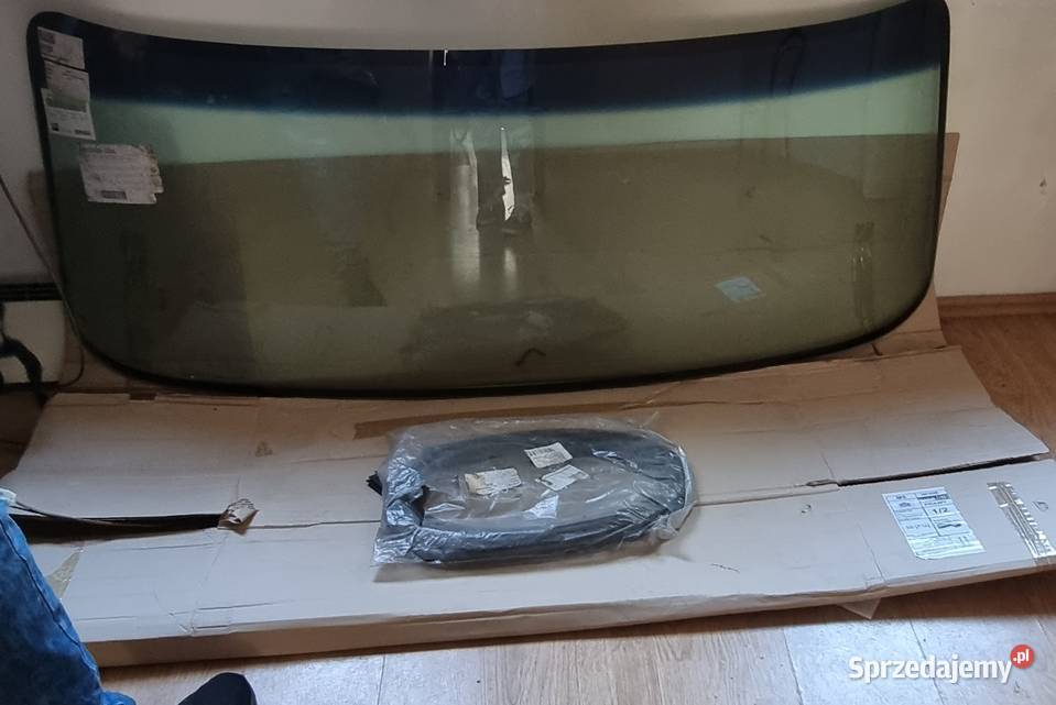 Szyba przednia do CHEVROLET G20G30GMC osobowe kujawsko-pomorskie