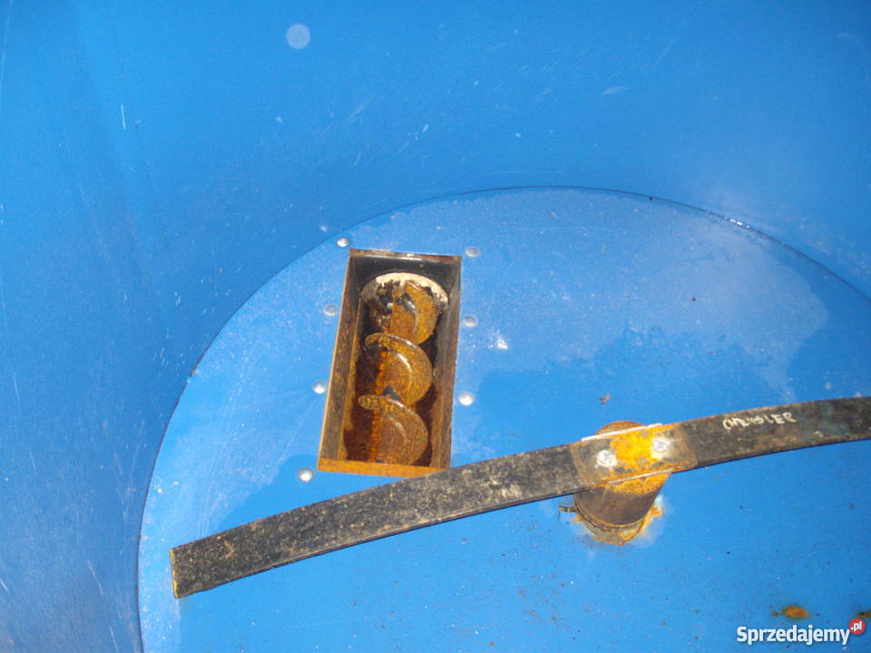 PELECIARKA BRYKIECIARKA trociny słoma WEKTOR Jelenia Góra