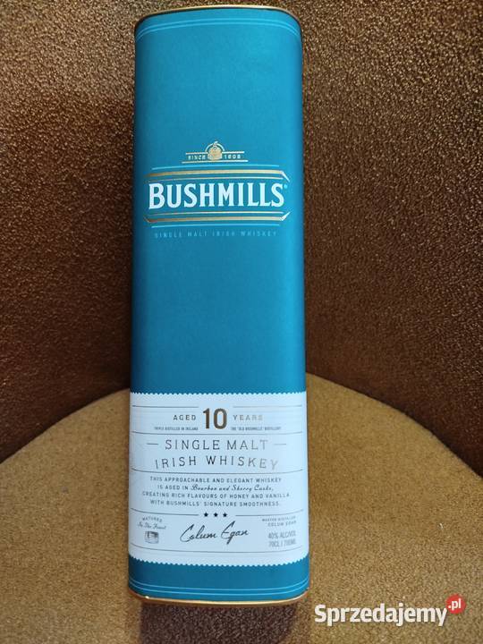 Ozdobne pudełko z grubego kartonu z metalowymi Kraków