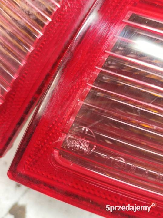 LAMPA TYŁ KOMPLET Alfa Romeo 147 I 20002010 Lampy tylne sprzedam