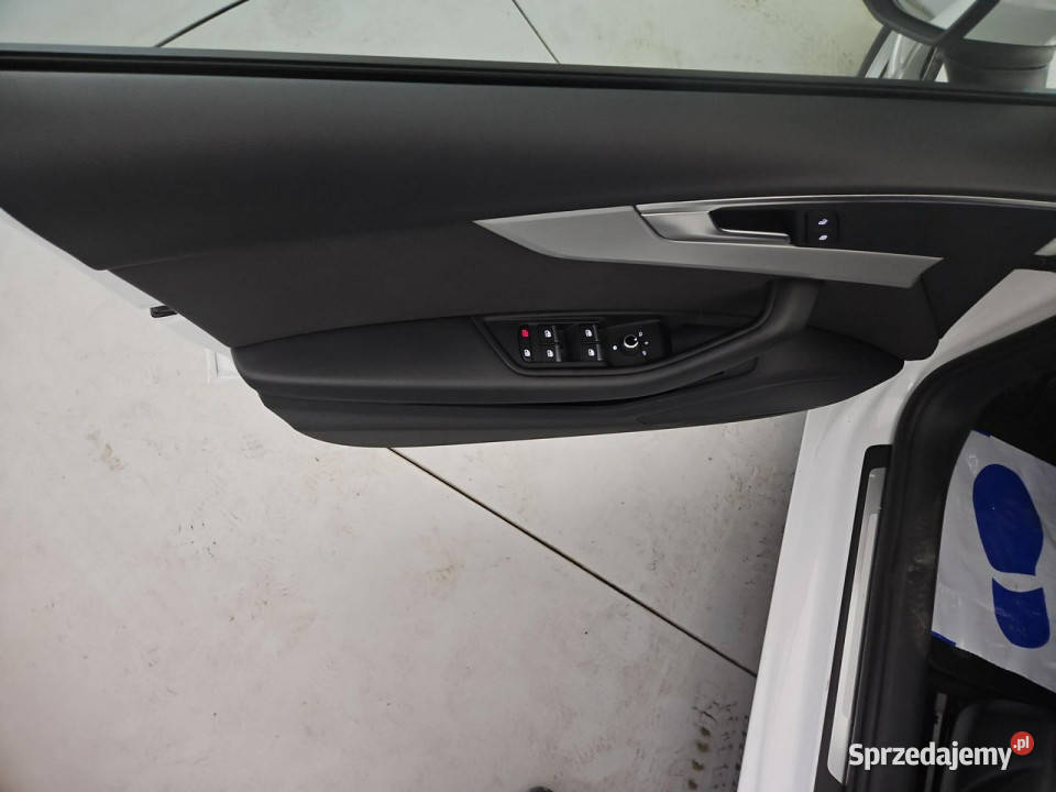 Audi A4 35 TFSI mHEV S tronic Z Polskiego Salonu Warszawa