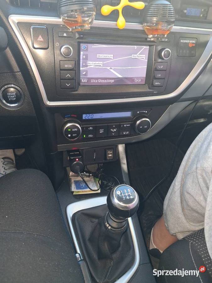 Toyota auris 14 d4d 170 przebiegu 2013r poduszka powietrzna Chełm