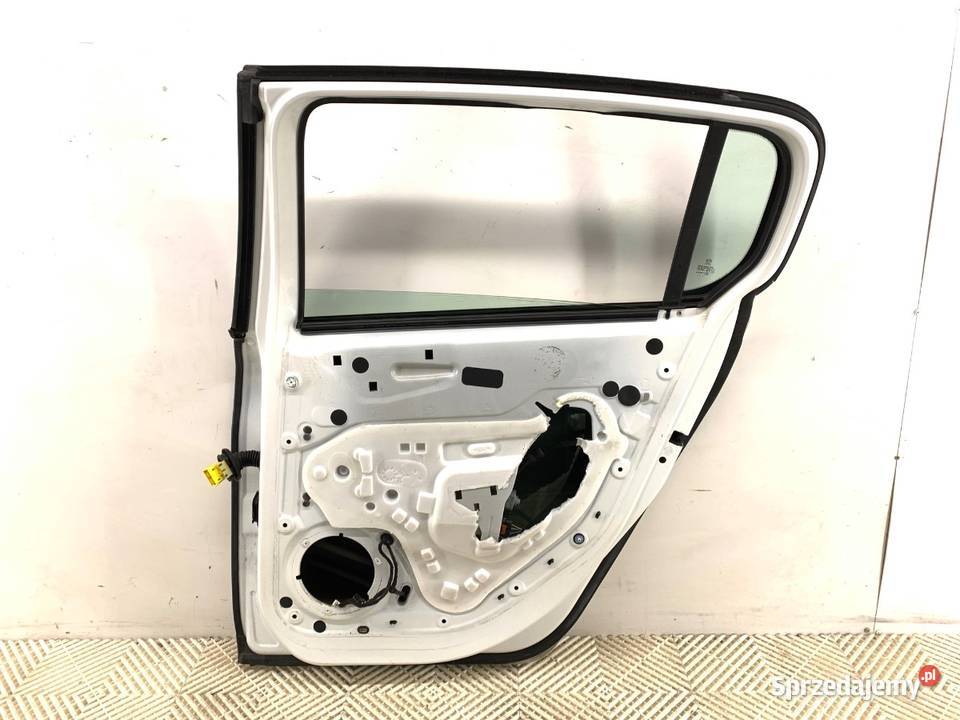 DRZWI PRAWY TYŁ PEUGEOT 308 II Hatchback 1321 podkarpackie sprzedam