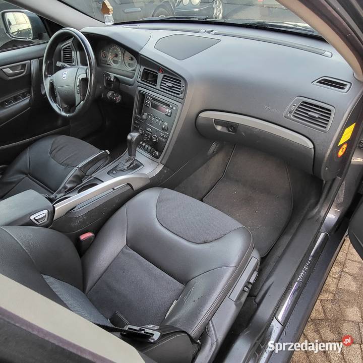 Volvo XC 70 24D AWD Momentum bezwypadkowy bez Góra Kalwaria